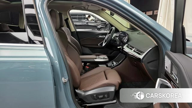 BMW X1 (U11) 2025 Синий из Кореи, фото 2