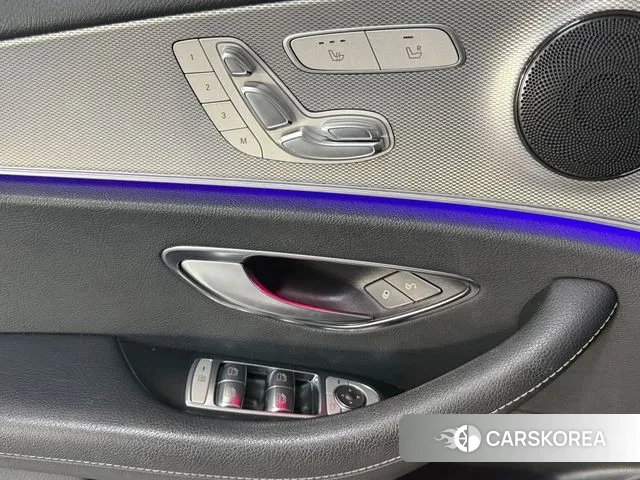 Mercedes-Benz E-Class W213 2019 Белый из Кореи, фото 2