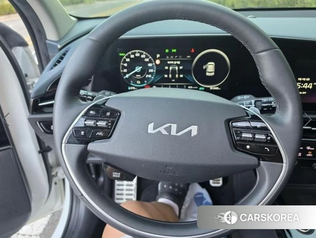 Kia Di All New Niro EV 2022 Белый из Кореи, фото 2