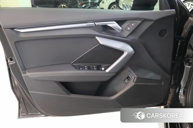 Audi A3 (8Y) 2025 Черный из Кореи, фото 2