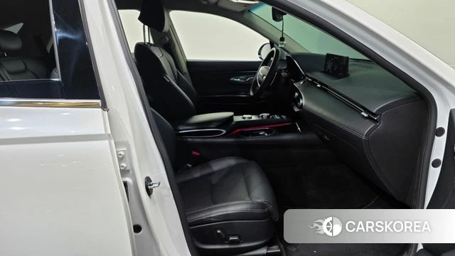 Genesis GV70 2021 Белый из Кореи, фото 2