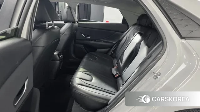 Hyundai The New Avante (CN7) 2024 Серый из Кореи, фото 2