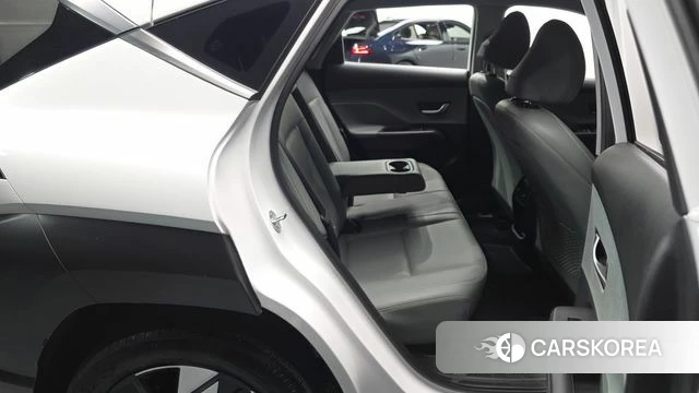 Hyundai Kona (SX2) 2024 Белый из Кореи, фото 2