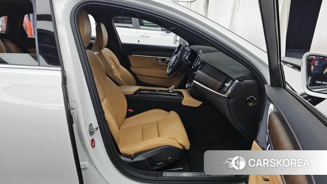 Volvo S90 2021 Белый из Кореи, фото 2