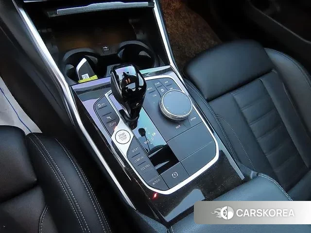 BMW 3 Series (G20) 2021 Белый из Кореи, фото 2