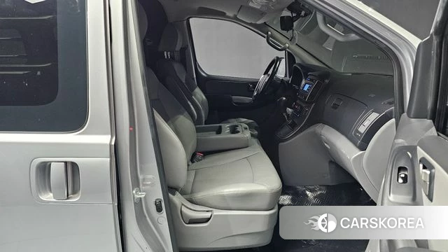 Hyundai The New Grand Starex 2021 Серебряный из Кореи, фото 2