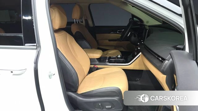 Kia Carnival 4th generation 2023 Белый из Кореи, фото 2