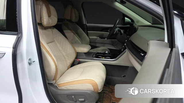 Kia Carnival 4th generation 2022 Белый из Кореи, фото 2