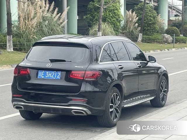 Mercedes-Benz GLC 2021 Черный из Китая, фото 2
