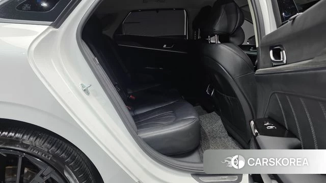 Kia The New K5 3rd generation 2025 Белый из Кореи, фото 2