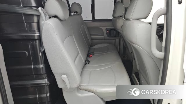 Hyundai The New Grand Starex 2018 Белый из Кореи, фото 2