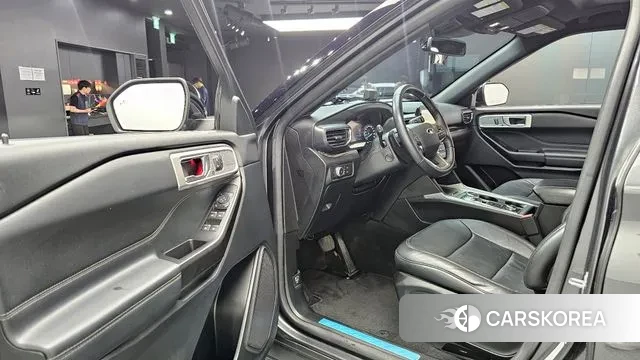 Ford Explorer 6th Generation 2020 Серый из Кореи, фото 2