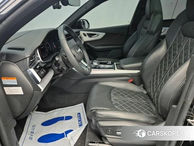 Audi Q8 (4M) 2022 Черный из Кореи, фото 2