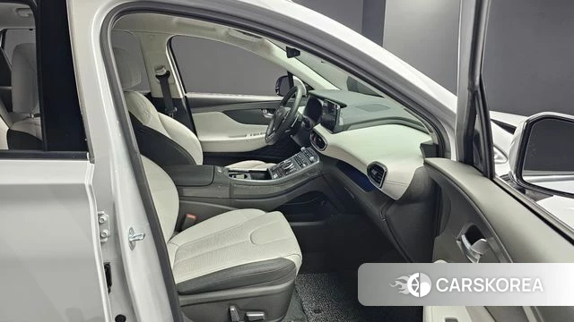 Hyundai The New Santa Fe 2023 Белый из Кореи, фото 2