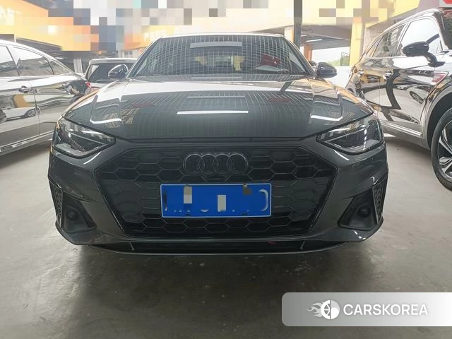 Audi A4L 2021 Темно-серый из Китая, фото 2