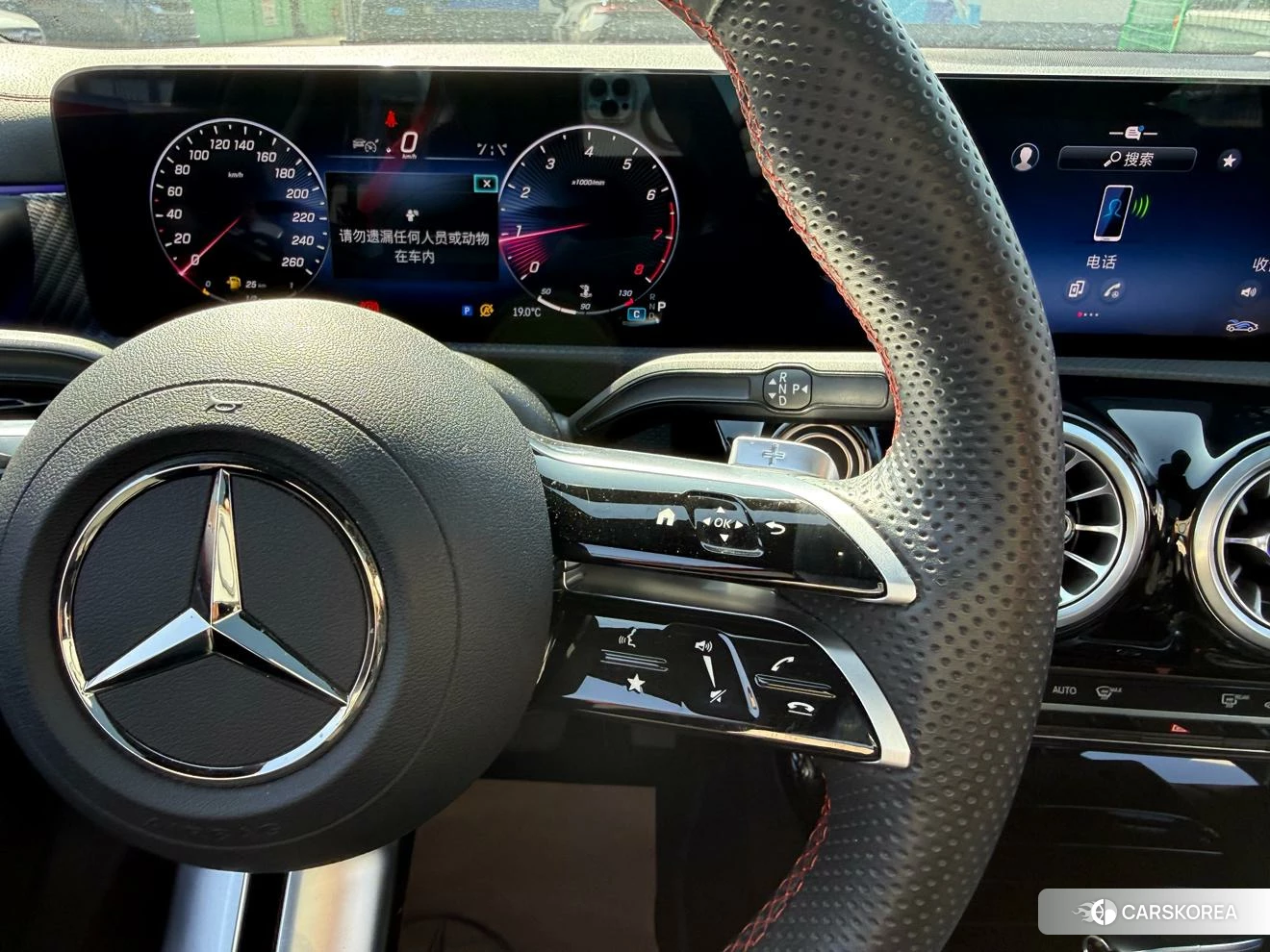 Mercedes-Benz Class A 2023 Красный из Китая, фото 2