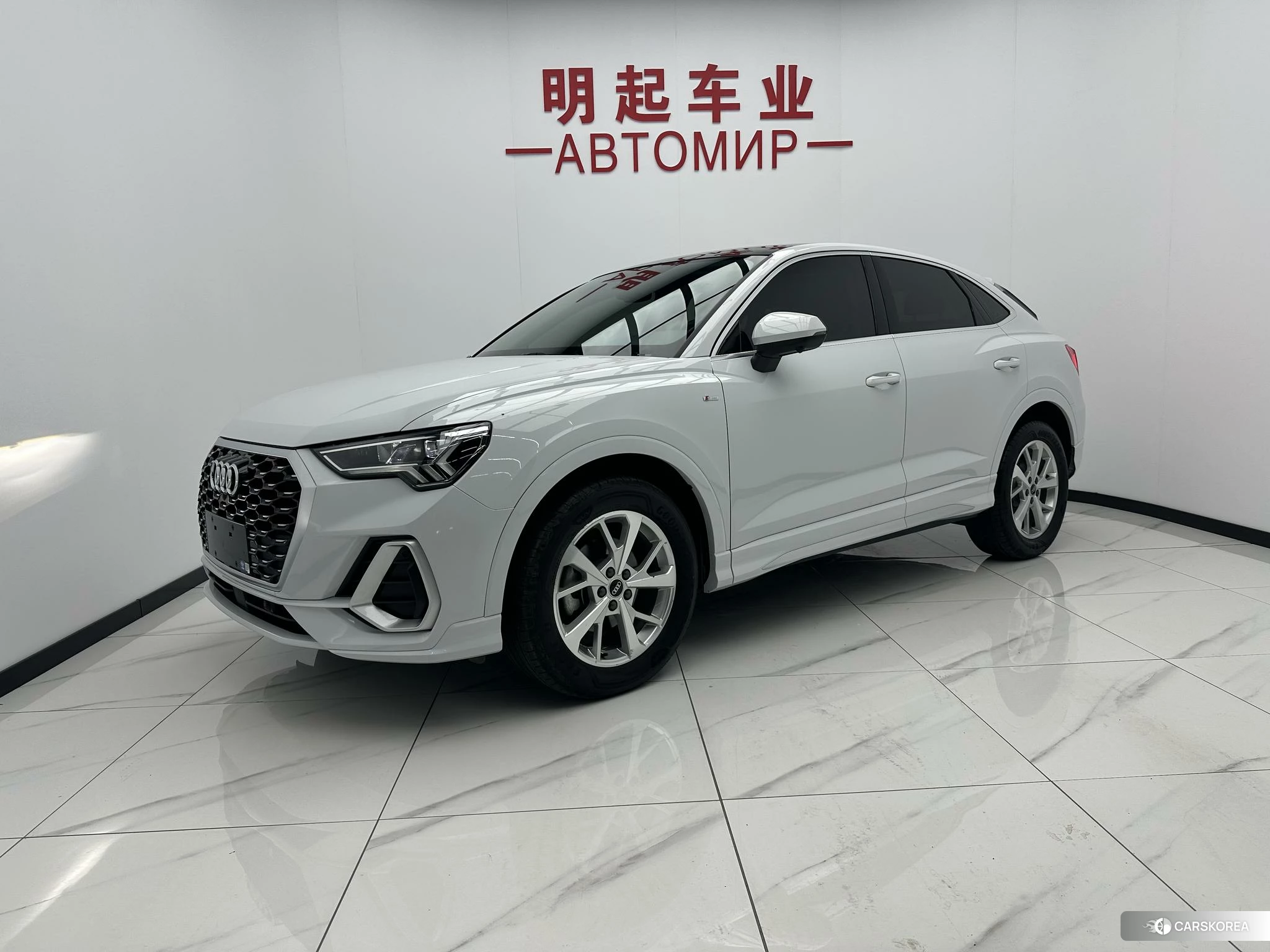 Audi Q3 Sportback 2021 Белый из Китая, фото 2