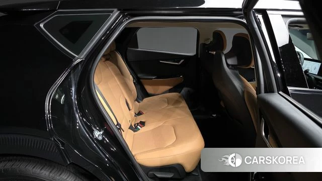 Kia EV6 2023 Черный из Кореи, фото 2