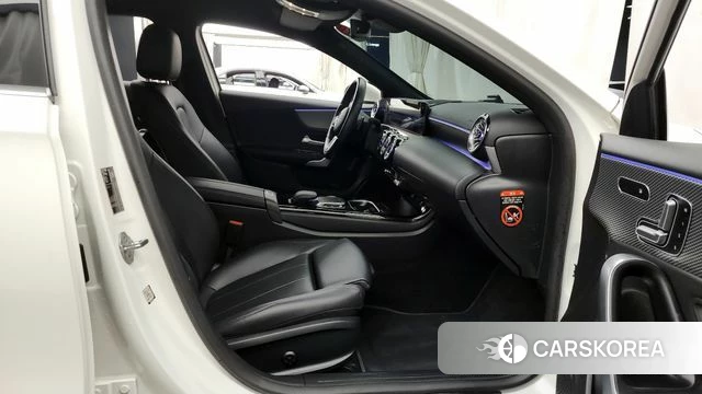 Mercedes-Benz A-Class W177 2023 Белый из Кореи, фото 2