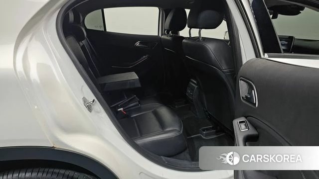 Mercedes-Benz GLA-Class X156 2018 Белый из Кореи, фото 2