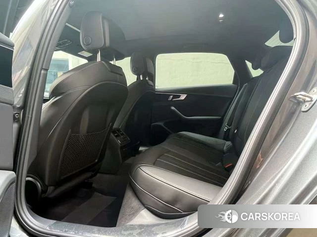Audi A4L 2024 Темно-серый из Китая, фото 2