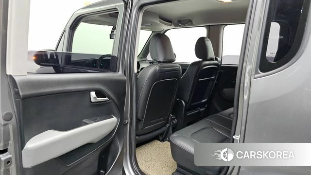 Kia The New Kia Ray 2023 Серебристо-серый из Кореи, фото 2