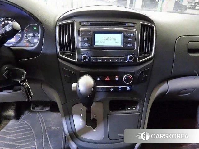 Hyundai The New Grand Starex 2019 Серебристо-серый из Кореи, фото 2