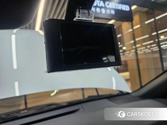 Toyota Camry (XV80) 2024 Белый из Кореи, фото 2