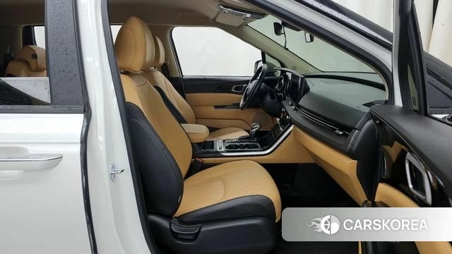 Kia Carnival 4th generation 2020 Белый из Кореи, фото 2