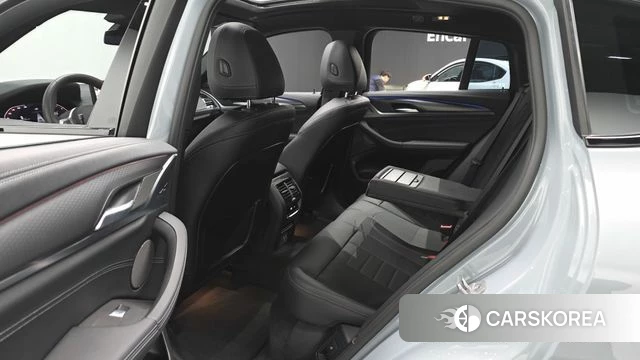 BMW X4 (G02) 2025 Серебристо-серый из Кореи, фото 2