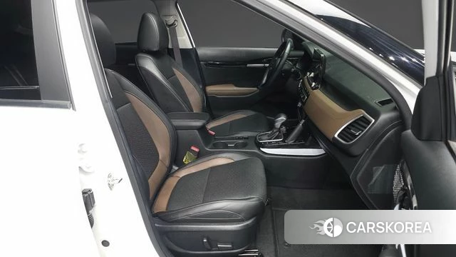 Kia Seltos 2021 Белый из Кореи, фото 2