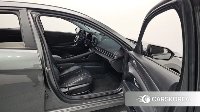 Hyundai Avante (CN7) 2022 Серый из Кореи, фото 2