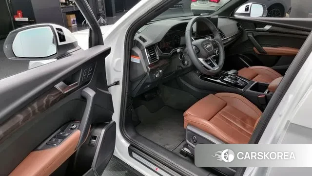 Audi Q5 (FY) 2023 Белый из Кореи, фото 2