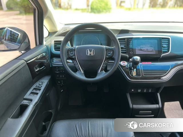 Honda Odyssey 2021 Белый из Китая, фото 2