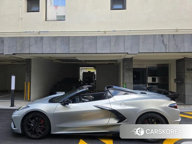 Chevrolet Corvette 2023 Серебристо-серый из Кореи, фото 2