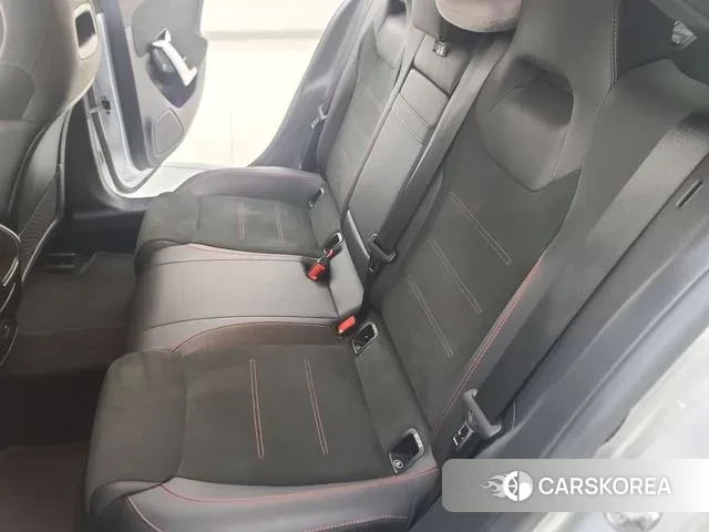 Mercedes-Benz CLA-Class C118 2022 Серебряный из Кореи, фото 2