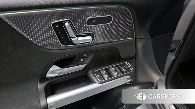 Mercedes-Benz GLB-Class X247 2022 Серый из Кореи, фото 2