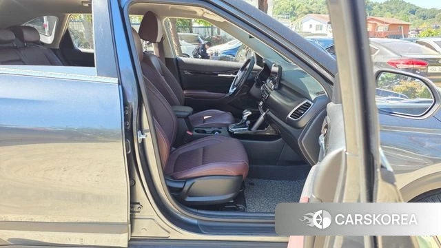 Kia Seltos 2020 Серый из Кореи, фото 2