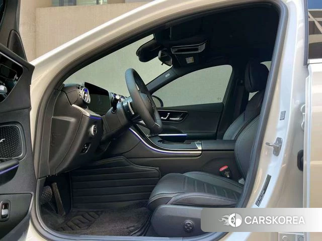 Mercedes-Benz Class C 2025 Белый из Китая, фото 2