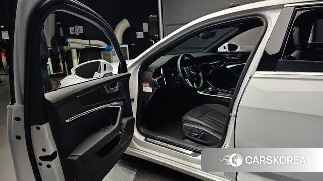 Audi A6 (C8) 2020 Белый из Кореи, фото 2