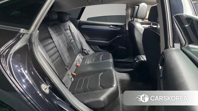 Volkswagen Arteon 2018 Черный из Кореи, фото 2