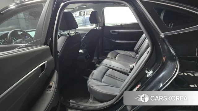 Hyundai Sonata Hybrid (DN8) 2022 Черный из Кореи, фото 2