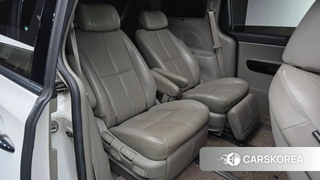 Kia The New Carnival 2018 Белый из Кореи, фото 2