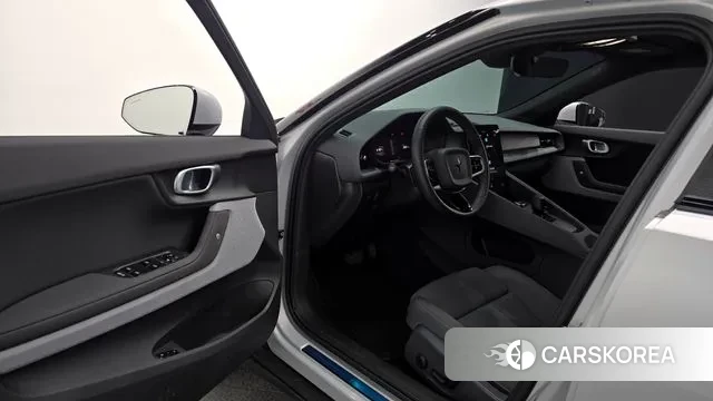 Polestar Polestar 2 2023 Светло-серебряный цвет из Кореи, фото 2