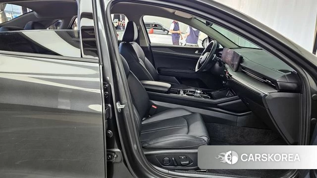 Kia The New K5 3rd generation 2024 Серый из Кореи, фото 2