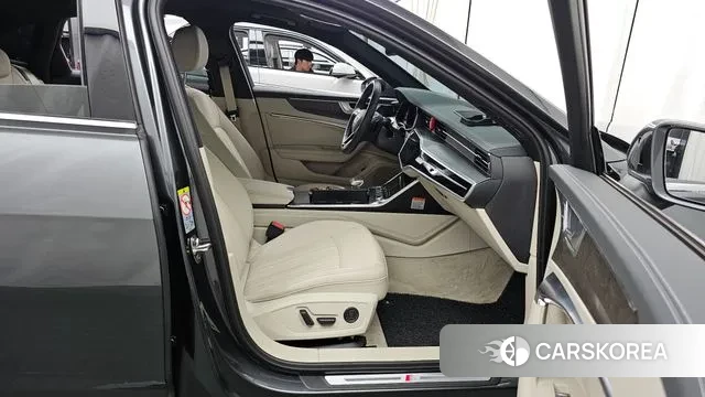 Audi A6 (C8) 2021 Серый из Кореи, фото 2