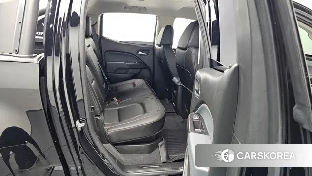 Chevrolet (GM Daewoo) Real New Colorado 2022 Черный из Кореи, фото 2