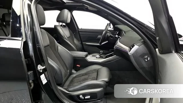 BMW 3 Series (G20) 2021 Черный из Кореи, фото 2