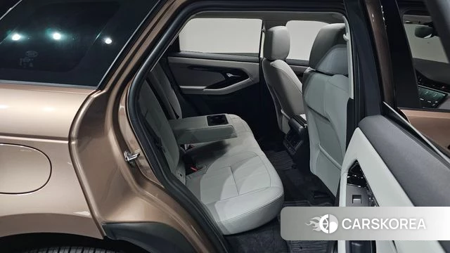 Land Rover Range Rover Evoque 2nd Generation 2025 Коричневый из Кореи, фото 2
