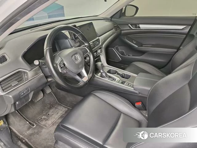 Honda Accord 2021 Белый из Китая, фото 2